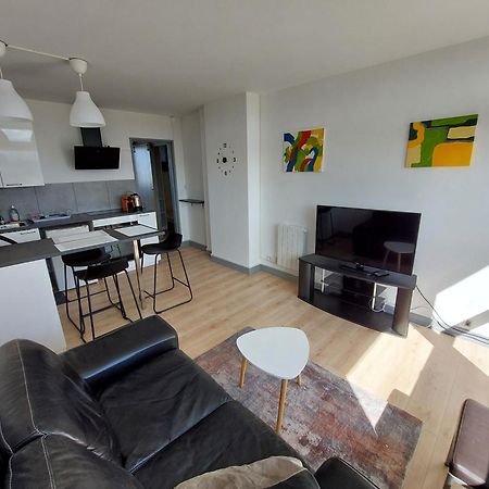 Le Voltaire - T2 Neuf Face Pyrenees Apartment ตาร์บ ภายนอก รูปภาพ