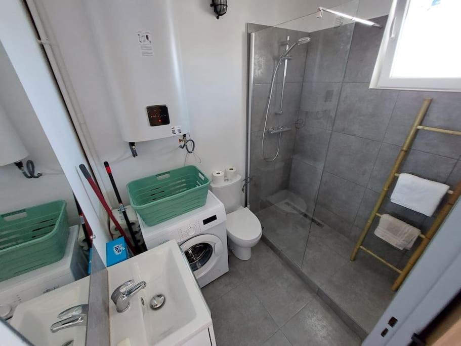 Le Voltaire - T2 Neuf Face Pyrenees Apartment ตาร์บ ภายนอก รูปภาพ
