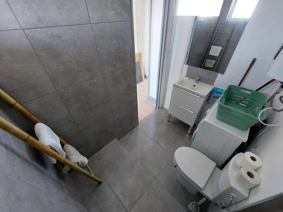 Le Voltaire - T2 Neuf Face Pyrenees Apartment ตาร์บ ภายนอก รูปภาพ